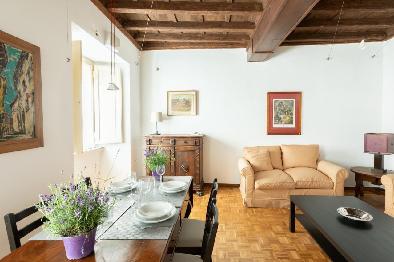 شقة Spectacularly Bright, By Piazza Navona And The Pantheon - A/C, Wifi, Elevator روما المظهر الخارجي الصورة